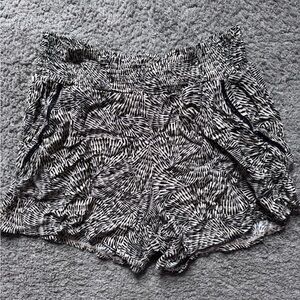 Black and Cream Patterned Women’s Shorts